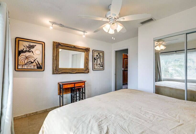 Canal Front Ruskin Home W/ Private Hot Tub & Dock!