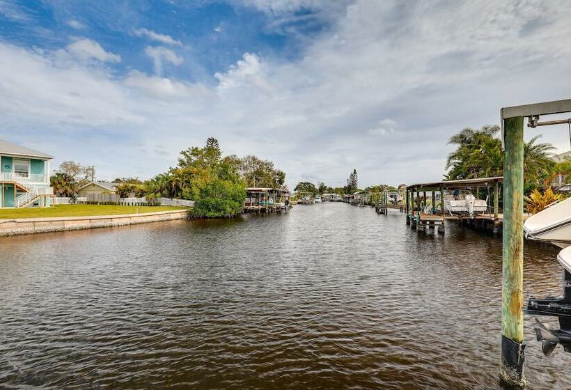 Canal Front Ruskin Home W/ Private Hot Tub & Dock!