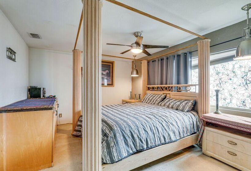 Canal Front Ruskin Home W/ Private Hot Tub & Dock!