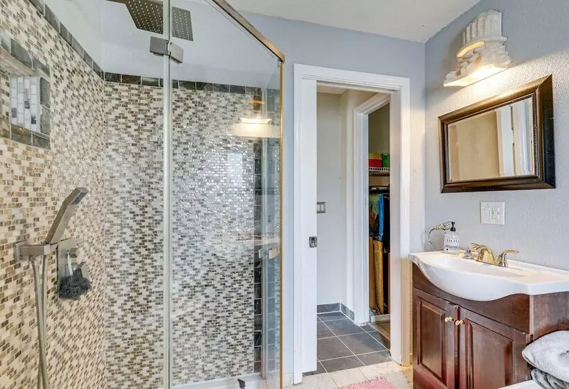 Canal Front Ruskin Home W/ Private Hot Tub & Dock!