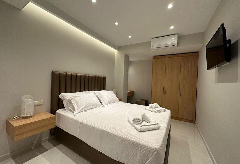 Elpida Luxury Apartments & Suites