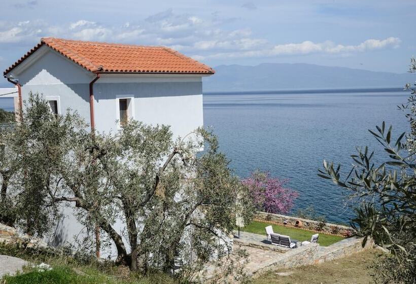 Goddesses Villa 2 In Nies