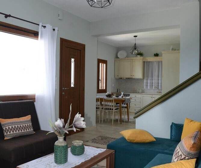 Goddesses Villa 2 In Nies