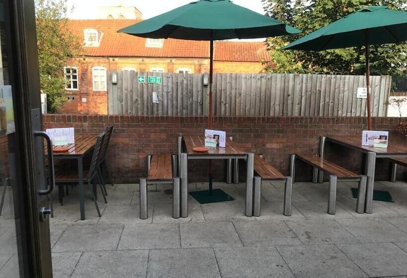 Отель Romany Rye By Jd Wetherspoon