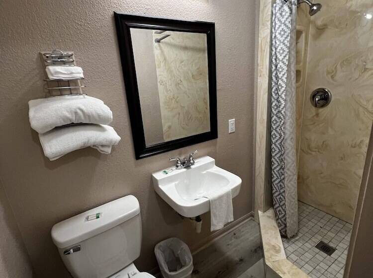 Отель The 409 Bolivar Beach