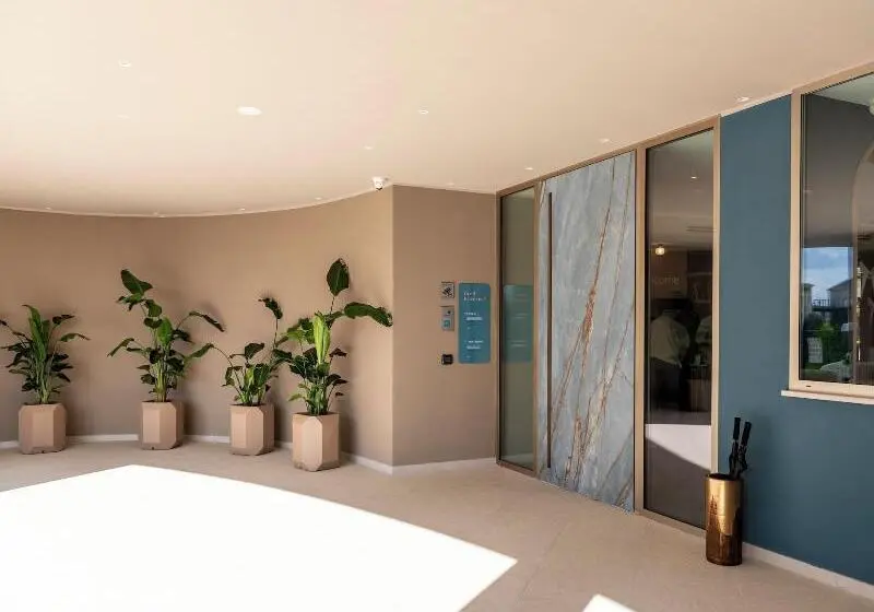 ホテル Visionair Suites
