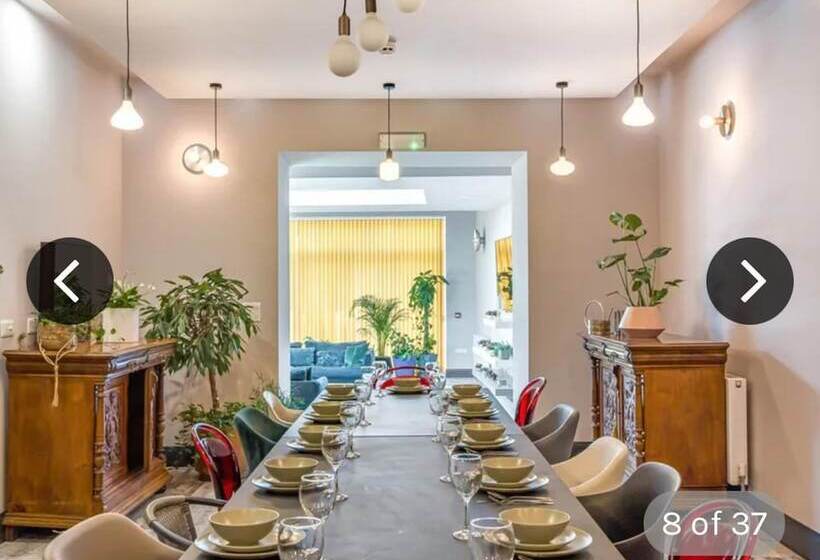 Immaculate 6 Bed Ivy House