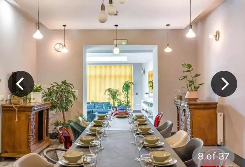 Immaculate 6 Bed Ivy House