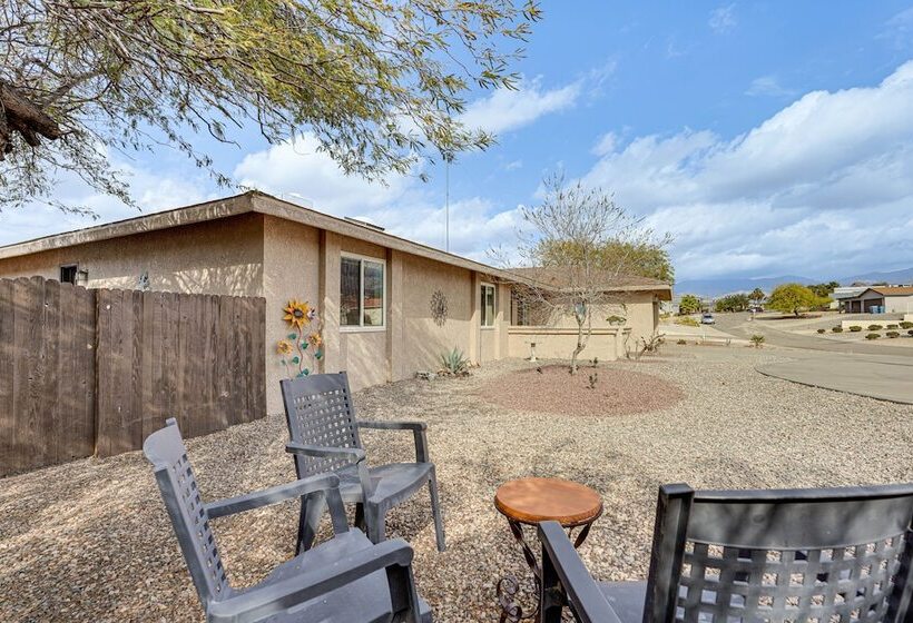 Lake Havasu Home W/ Covered Patio, Grill & Views!