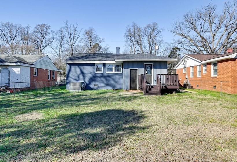 Newly Updated Home ~ 3 Mi To Downtown Charlotte!