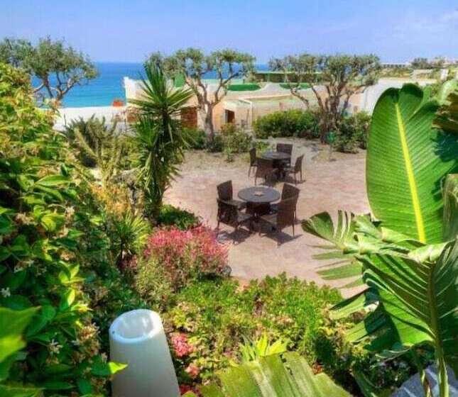 פנסיון Room In B&b   Standard Double Or Twin Room Overlooking Citara Bay