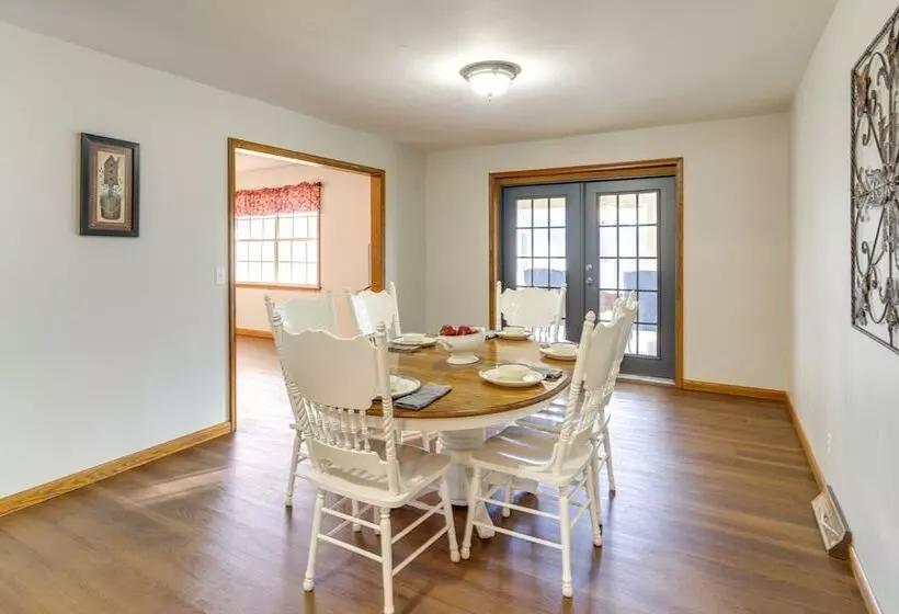 Pineville Home W/ Fire Pit < Half Mi To Elk River!