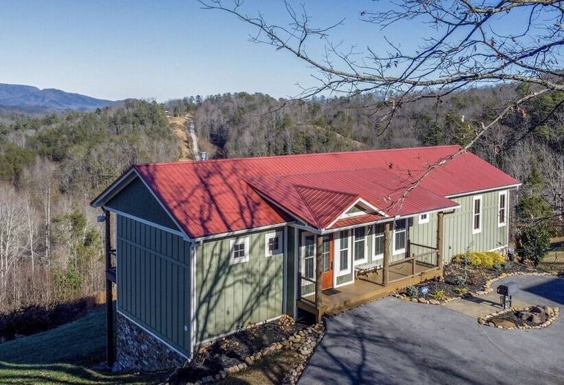 The Summit Of Locust Ridge