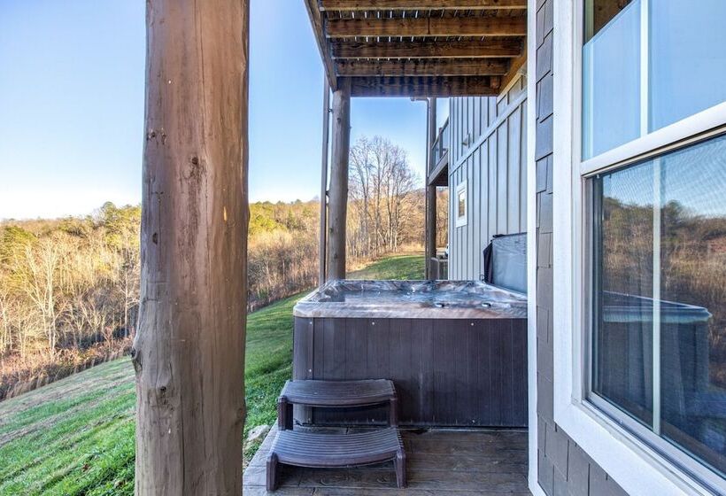 The Summit Of Locust Ridge