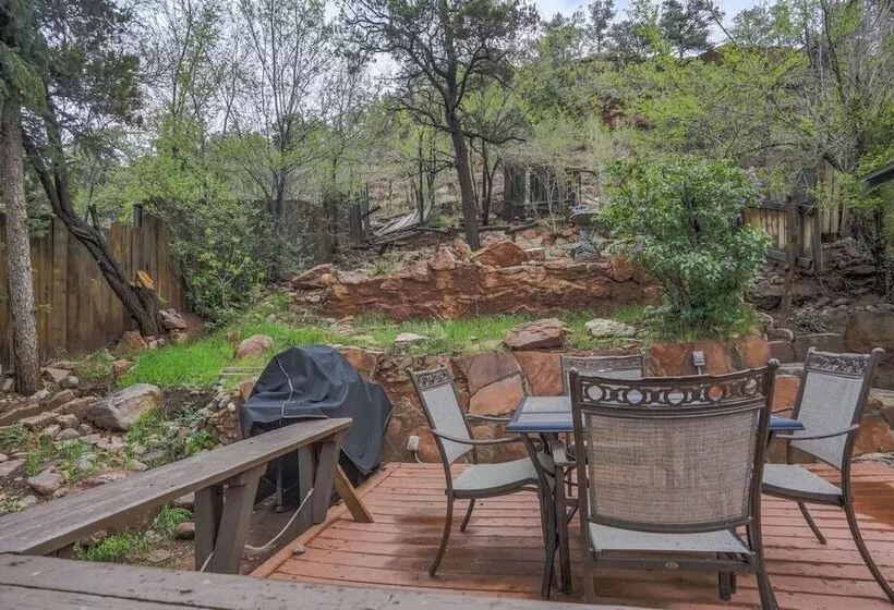 2br Manitou Get Away Close To Everything!