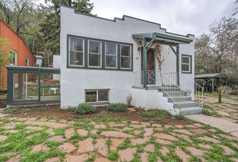 2br Manitou Get Away Close To Everything!