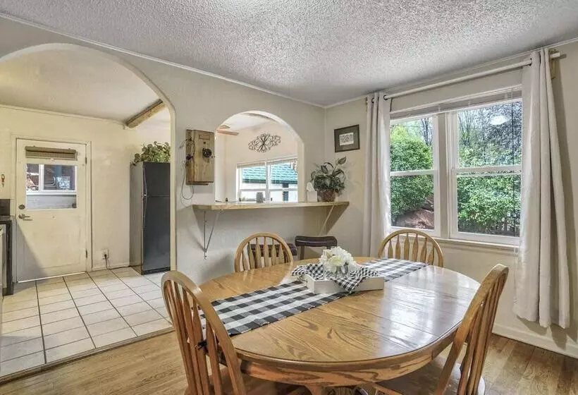 2br Manitou Get Away Close To Everything!