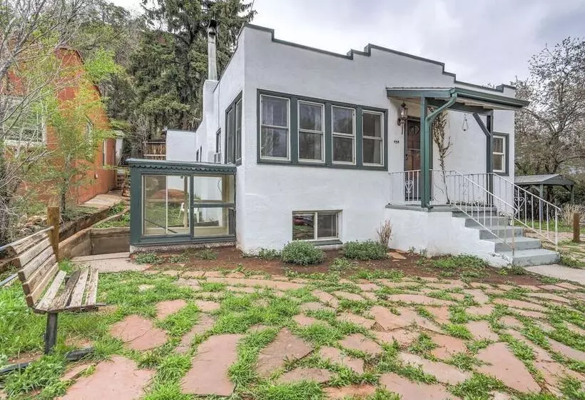 2br Manitou Get Away Close To Everything!