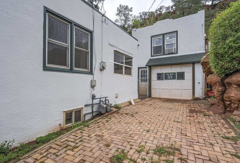 2br Manitou Get Away Close To Everything!