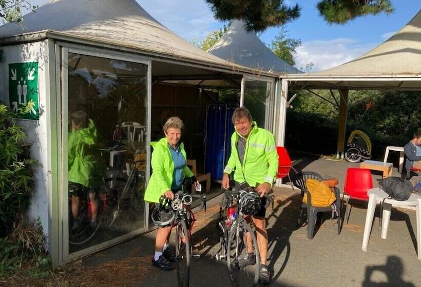 Cămin Auberge Granit Rose