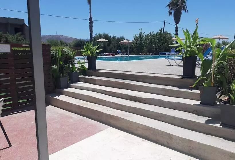 ホテル Aegean Pearl