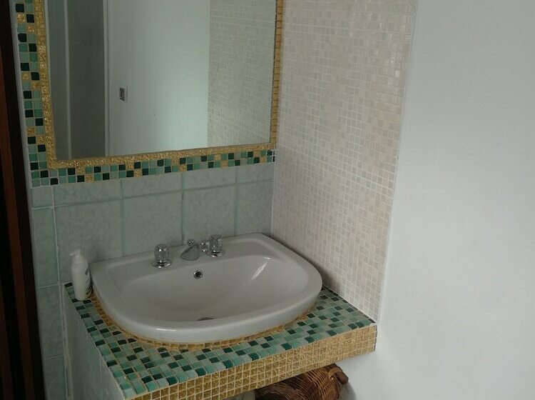 פנסיון Room In House   Green House Tourist Lease