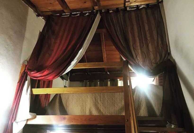 פנסיון Room In House   Green House Tourist Lease