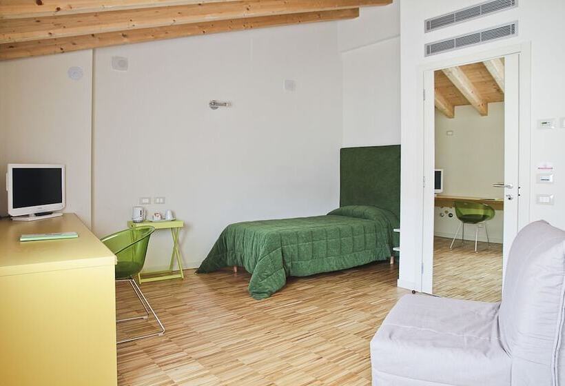 مبيت وإفطار Stile Libero