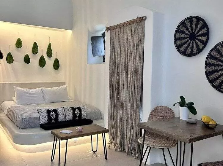 Floria Suites