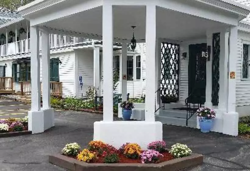 簡易ホテル Windrifter Resort