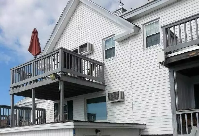 簡易ホテル Windrifter Resort