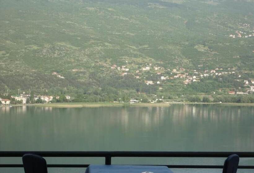 هتل Accommodation J&t