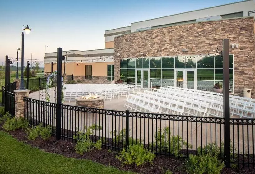Hotelli Courtyard By Marriott Omaha Bellevue At Beardmore Event Center