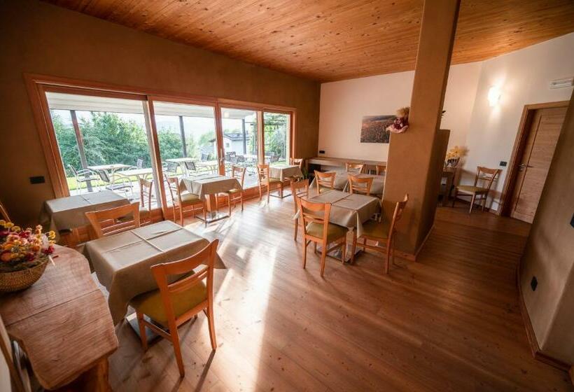 ホテル Garnì Tuttotondo