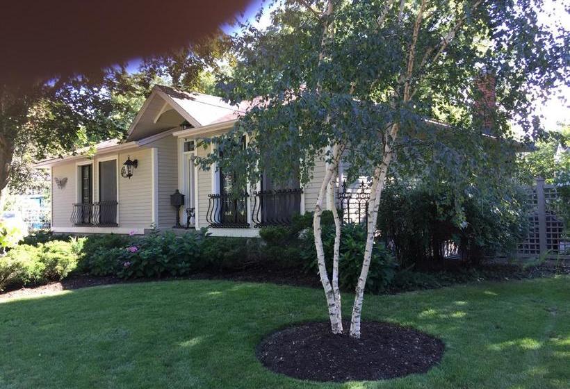 Hotel Le Papillon Bed & Breakfast