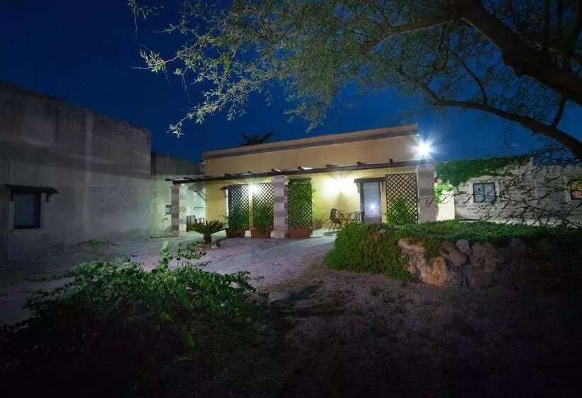 ホテル Bio Agriturismo Masseria La Palombara
