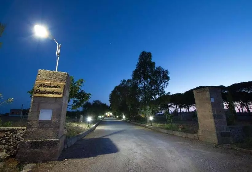 ホテル Bio Agriturismo Masseria La Palombara