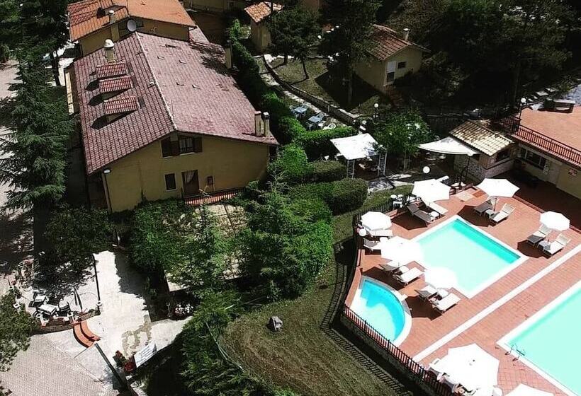 בית מלון כפרי Pineta Ristorante