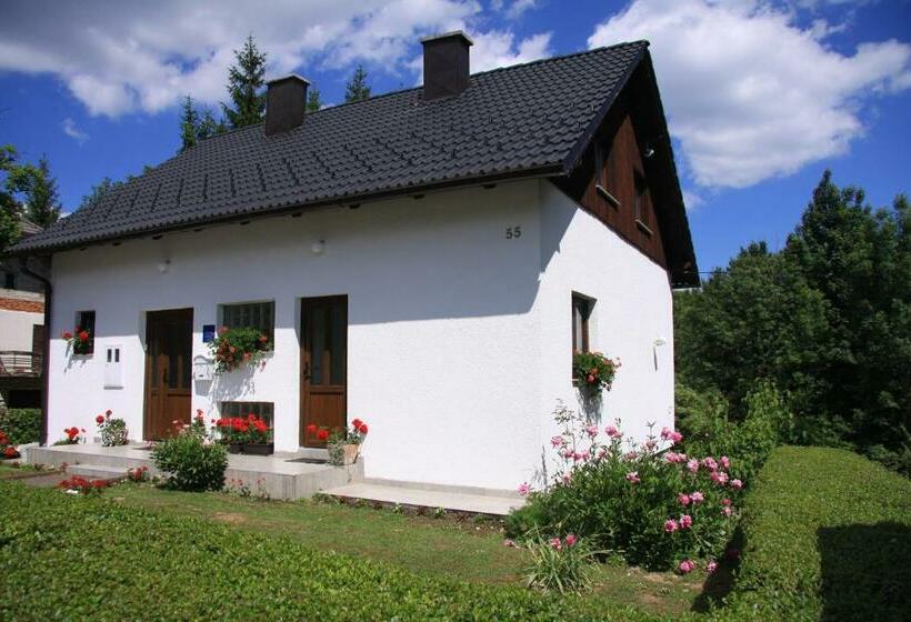 בית מלון כפרי Plitvice Pansion Lovrić