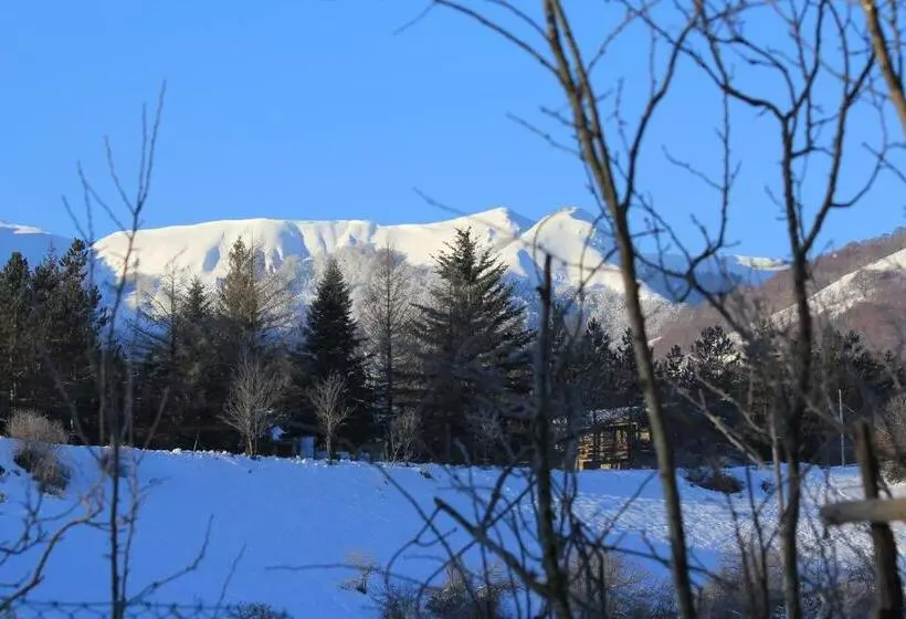 هتل Rifugio Del Pettirosso