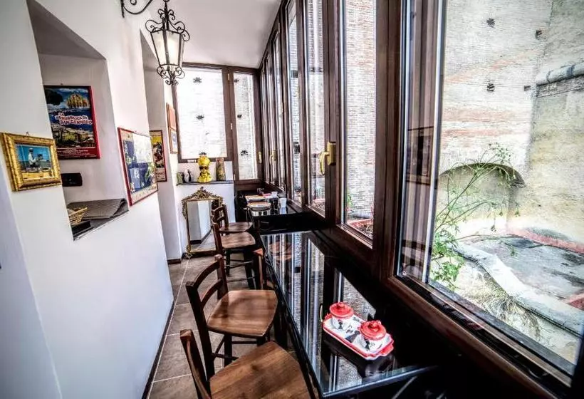 هتل San Gennaro B&b