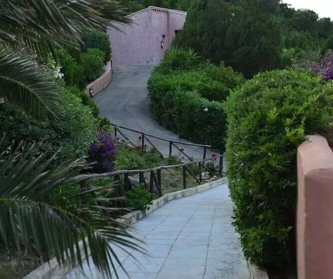 ホテル Sosventos Village