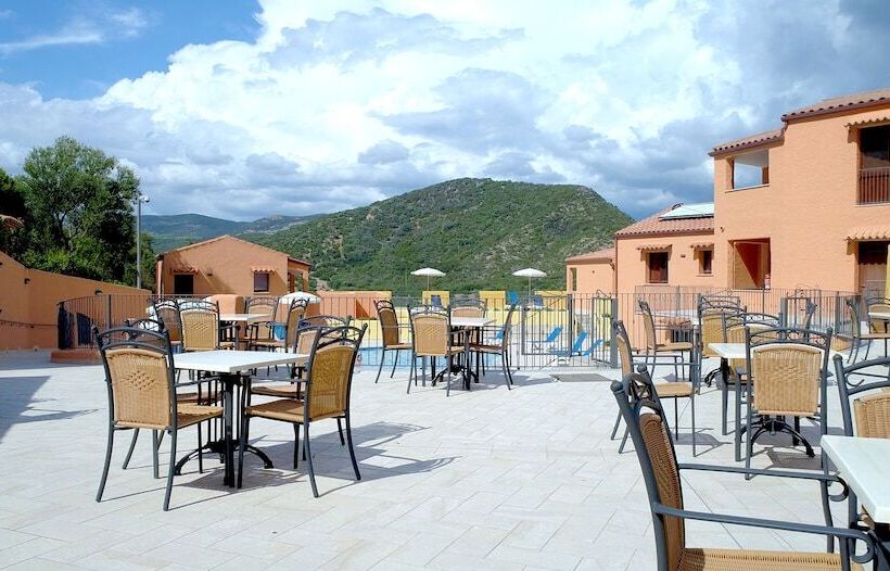 酒店 Sosventos Village