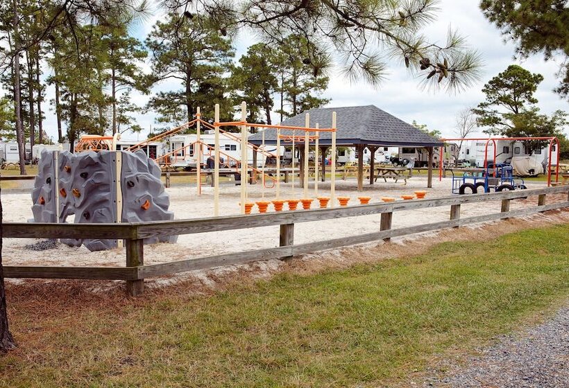 ホテル Sun Retreats New Point