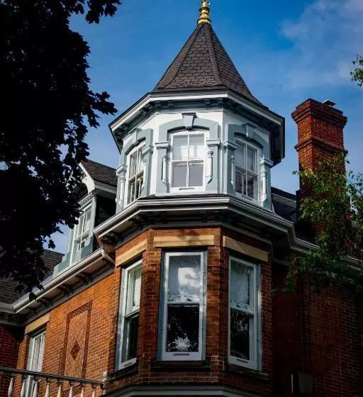 ホテル The Secret Garden B&b Inn