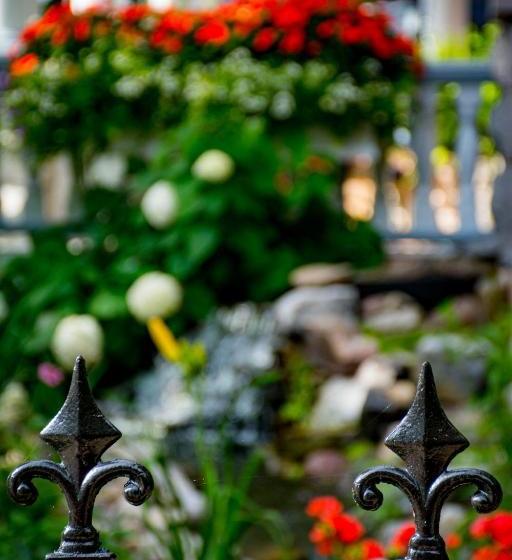 فندق The Secret Garden B&b Inn