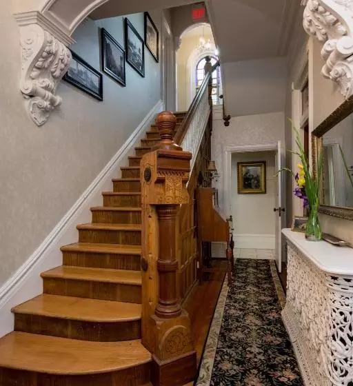 ホテル The Secret Garden B&b Inn