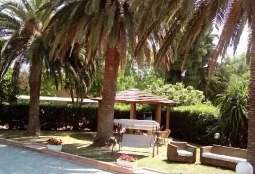 ホテル Villa Rosa