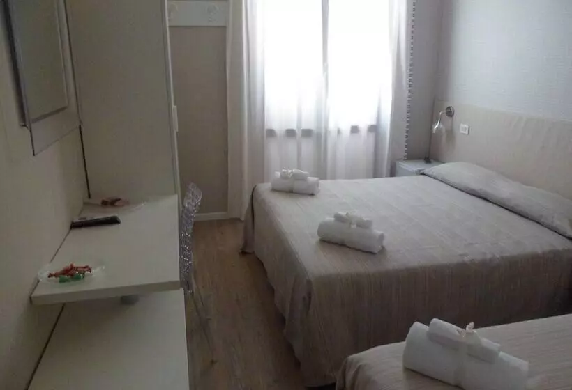 ホテル Villa Rosa