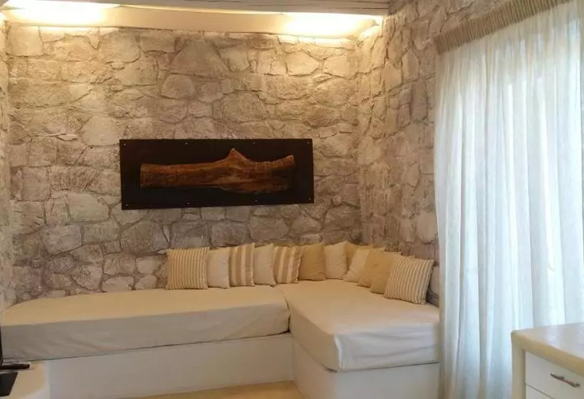 Milo Milo Suites